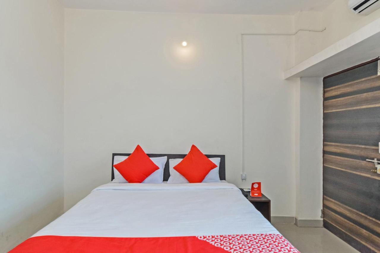 Collection O 24126 Hotel Sai Sagar Dehu Exteriör bild